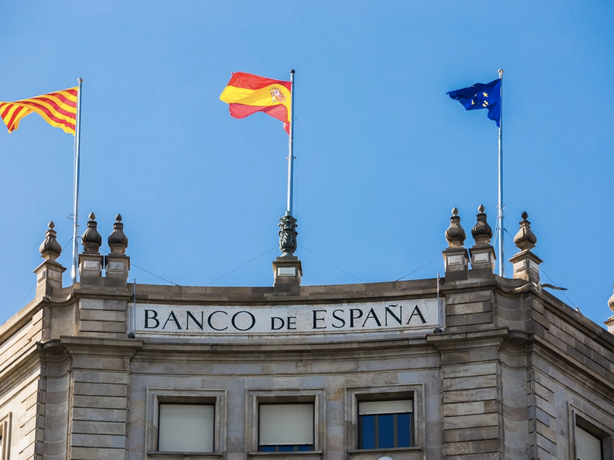 Spanish Banks Await Green Light to Offer Cryptocurrency Services